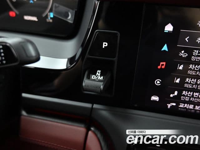 Porsche Panamera 2025 — ფოტო 8/20