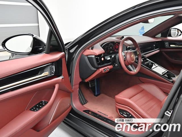 Porsche Panamera 2025 — ფოტო 12/20