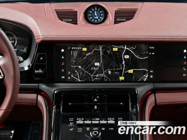 Porsche Panamera 2025 — ფოტო 14/20