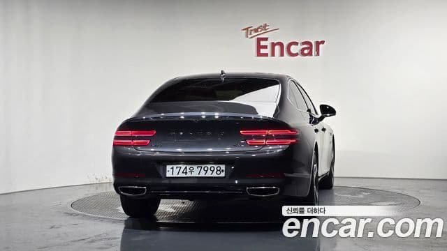 Genesis Electrified G80 2020 — ფოტო 3/20