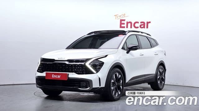Kia Sportage 2022 — Фото 1/20