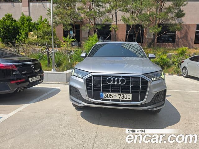 Audi Q7 2021 — Şəkil 3/14