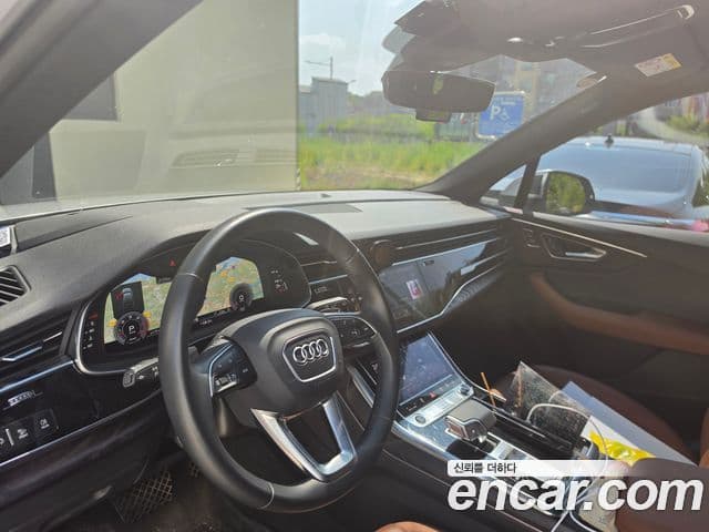 Audi Q7 2021 — Şəkil 7/14