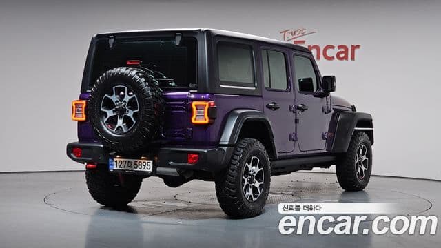 Jeep Wrangler 2023 — Фото 2/20