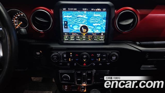 Jeep Wrangler 2023 — Фото 14/20