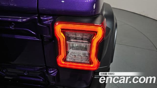 Jeep Wrangler 2023 — Photo 24/32