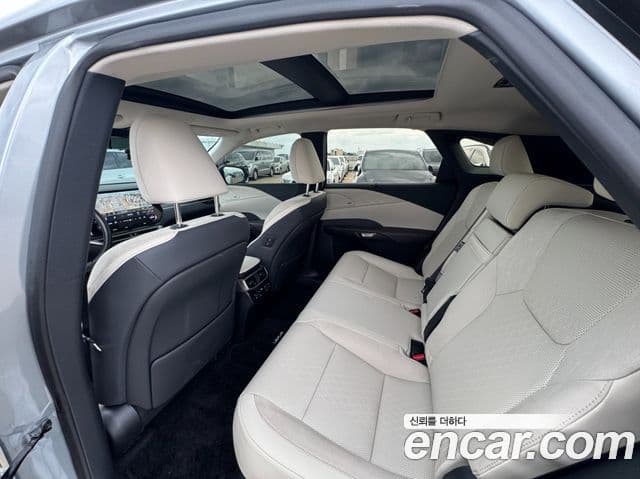 Lexus RX350h 2025 — ფოტო 15/20