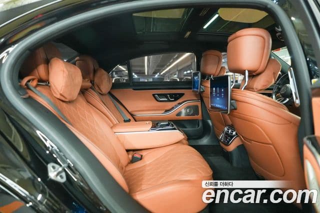 Mercedes-Benz S-Class 2021 — Photo 7/20