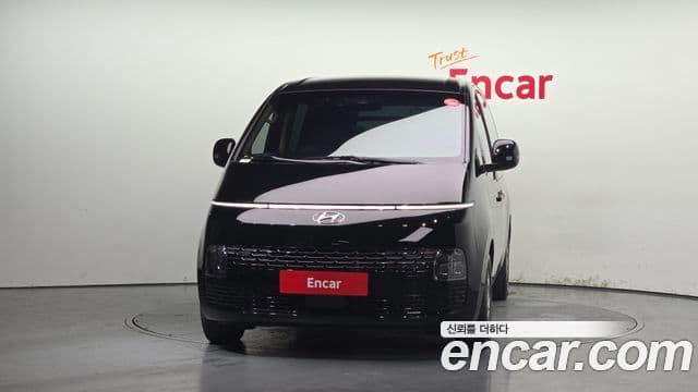 Hyundai Staria 2023 — Şəkil 3/20
