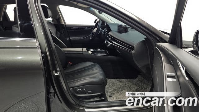 Genesis G80 2023 — Photo 27/38
