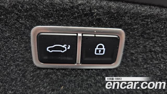 Genesis G80 2023 — Photo 32/38