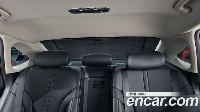 Genesis G80 2023 — Photo 35/38