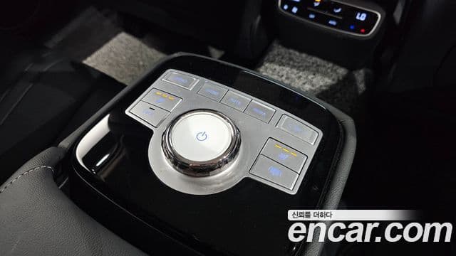 Genesis G80 2023 — Photo 13/38