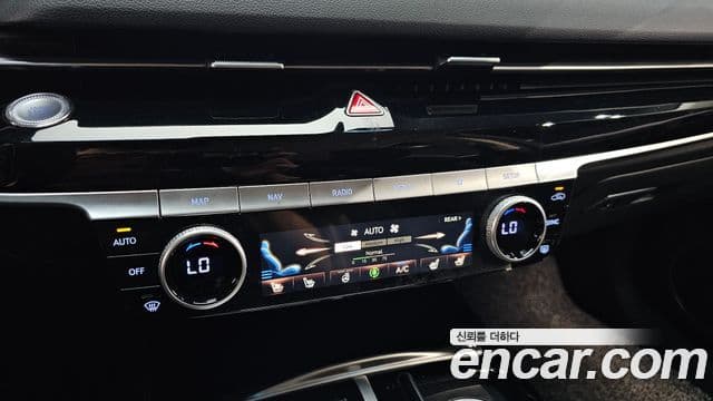 Genesis G80 2023 — Photo 12/38