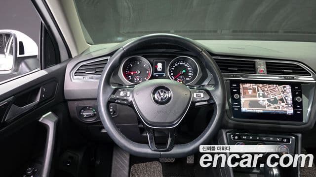 Volkswagen Tiguan 2019 — Фото 13/20