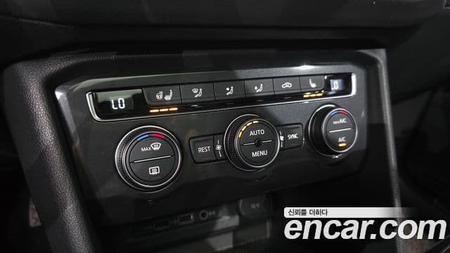 Volkswagen Tiguan 2019 — Фото 16/20