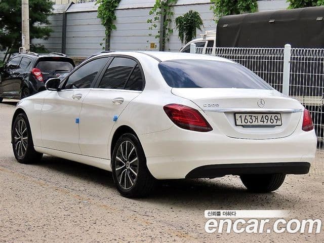 Mercedes-Benz C-Class 2020 — Şəkil 2/19