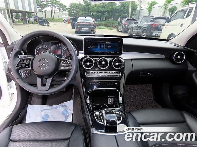 Mercedes-Benz C-Class 2020 — Şəkil 10/19