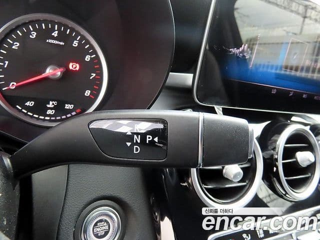 Mercedes-Benz C-Class 2020 — Şəkil 8/19