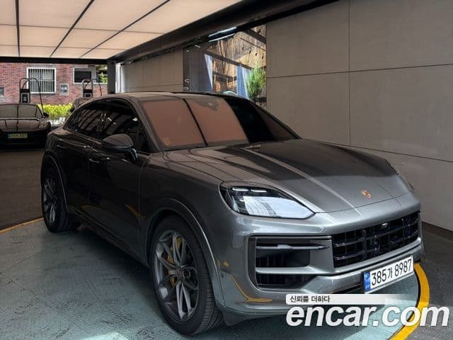 Porsche Cayenne 2024 — Şəkil 9/17