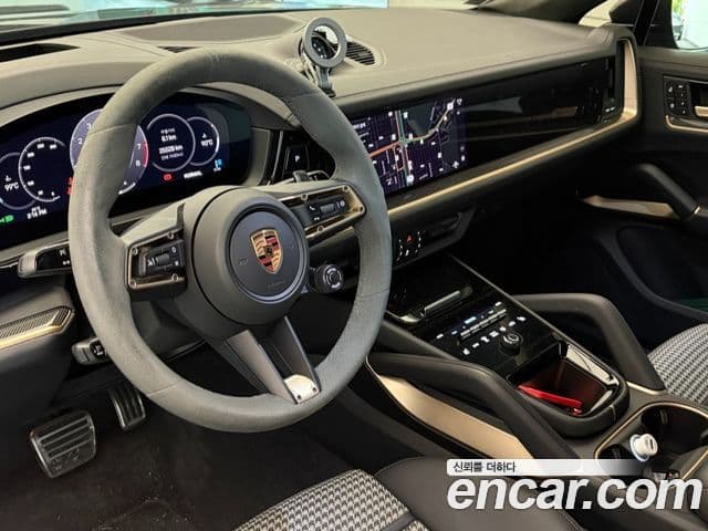 Porsche Cayenne 2024 — Şəkil 10/17