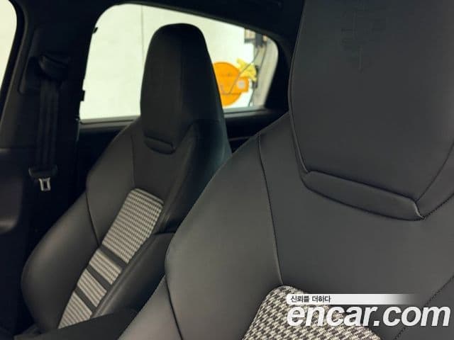 Porsche Cayenne 2024 — Şəkil 8/17