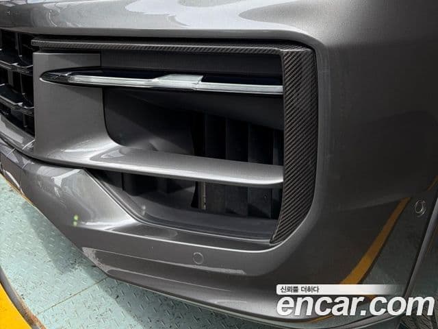 Porsche Cayenne 2024 — Şəkil 13/17