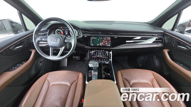 Audi Q7 2021 — Şəkil 7/20