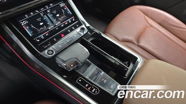 Audi Q7 2021 — Şəkil 9/20