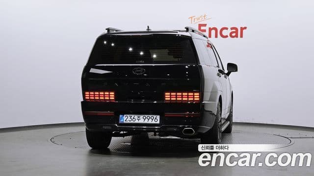 Hyundai Santa Fe 2025 — ფოტო 4/20
