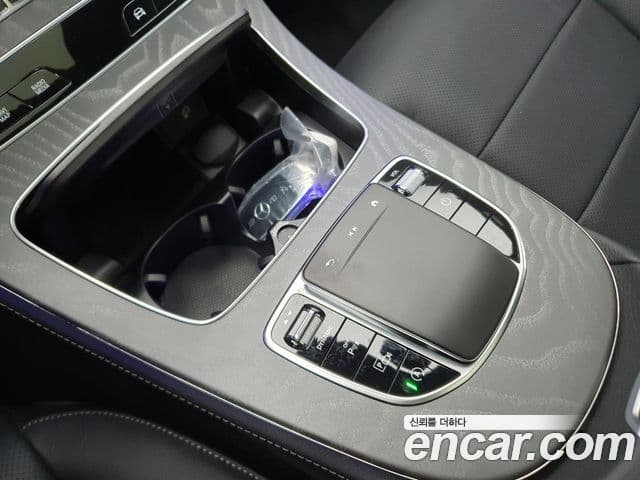 Mercedes-Benz E-Class 2023 — фото 8 из 20