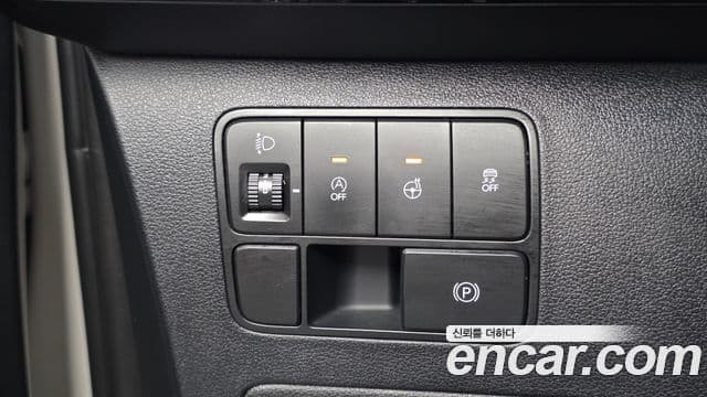 Hyundai Staria 2022 — Şəkil 13/20
