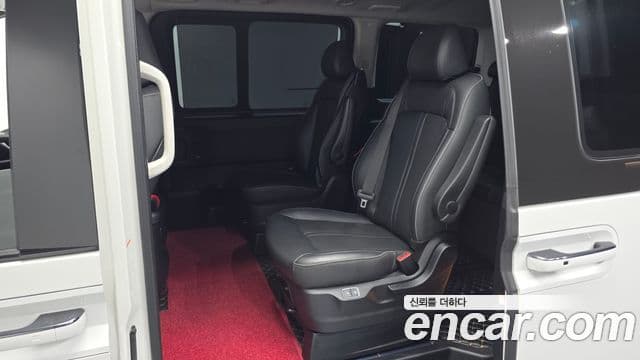 Hyundai Staria 2022 — Şəkil 20/31