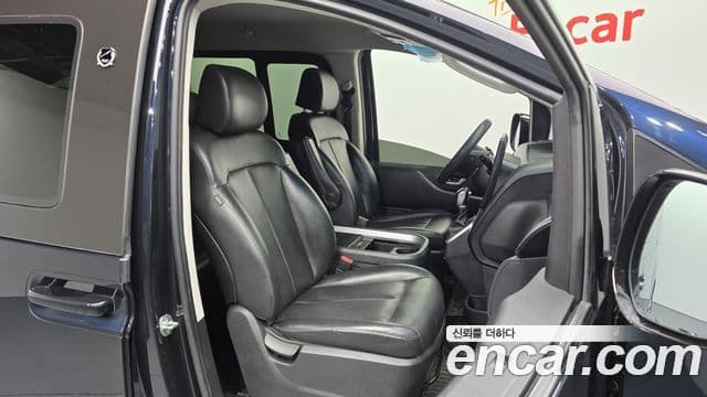 Hyundai Staria 2022 — Şəkil 12/20