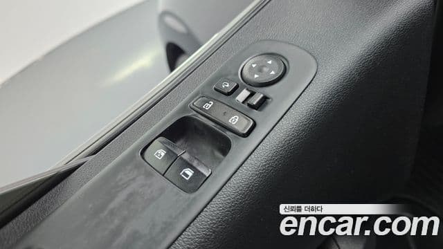 Hyundai Staria 2022 — Şəkil 14/20