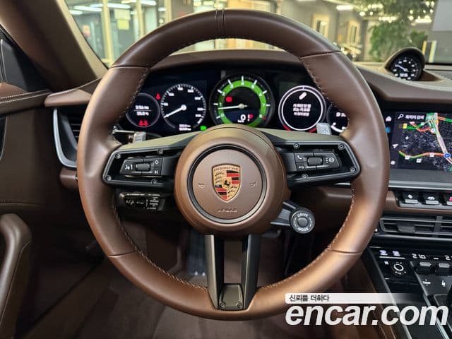 Porsche 911 2024 — Photo 12/20