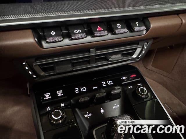 Porsche 911 2024 — Photo 10/20
