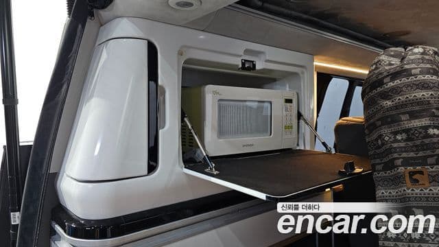 Hyundai Staria 2023 — фото 18 из 20