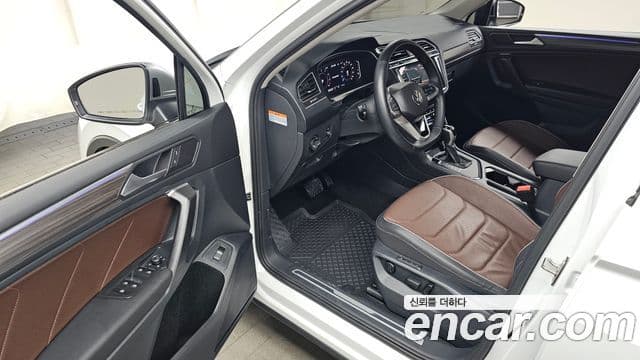 Volkswagen Tiguan Allspace 2024 — фото 10 из 20