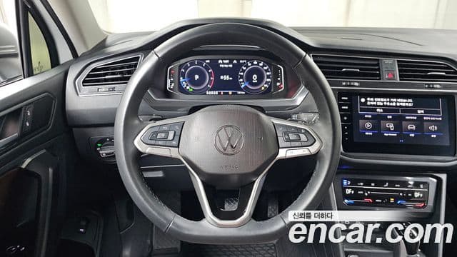 Volkswagen Tiguan Allspace 2024 — фото 13 из 20