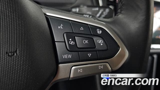 Volkswagen Tiguan Allspace 2024 — ფოტო 15/20