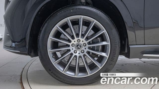 Mercedes-Benz GLE-Class 2024 — ფოტო 5/20