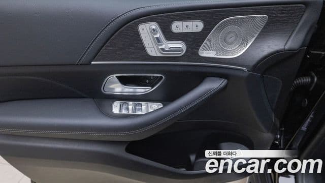 Mercedes-Benz GLE-Class 2024 — фото 15 из 20