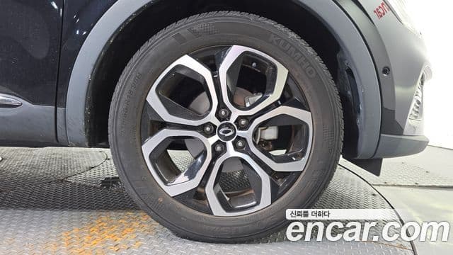 Renault Samsung XM3 2022 — ფოტო 11/32
