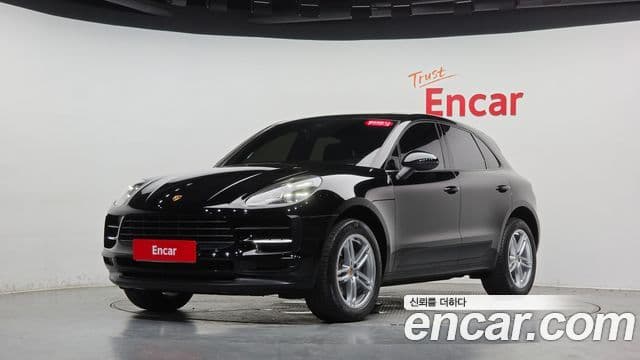 Porsche Macan 2019 — Фото 10/20