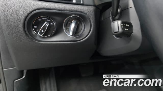 Porsche Macan 2019 — Photo 24/30