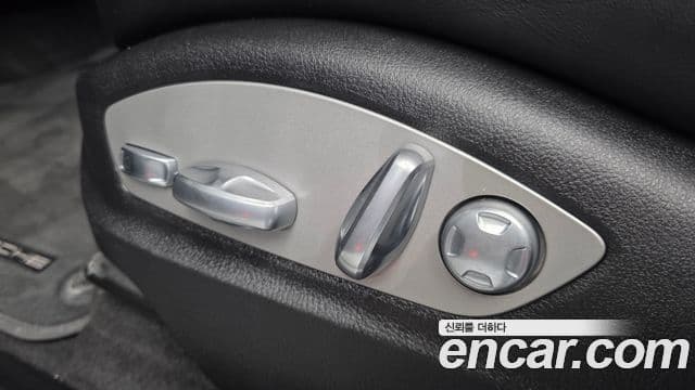 Porsche Macan 2019 — Photo 11/30