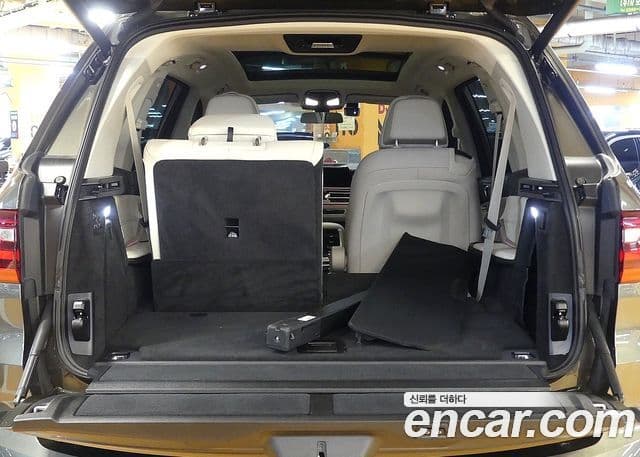 BMW X7 2022 — ფოტო 4/20