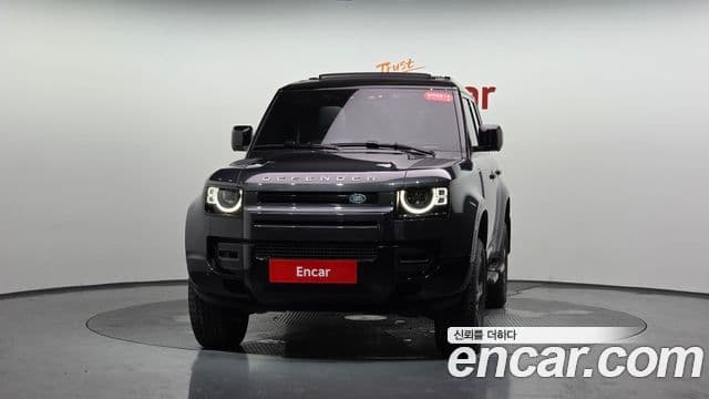 Land Rover Defender 2025 — Фото 3/20