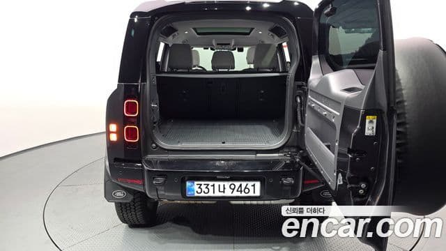Land Rover Defender 2025 — Фото 20/20